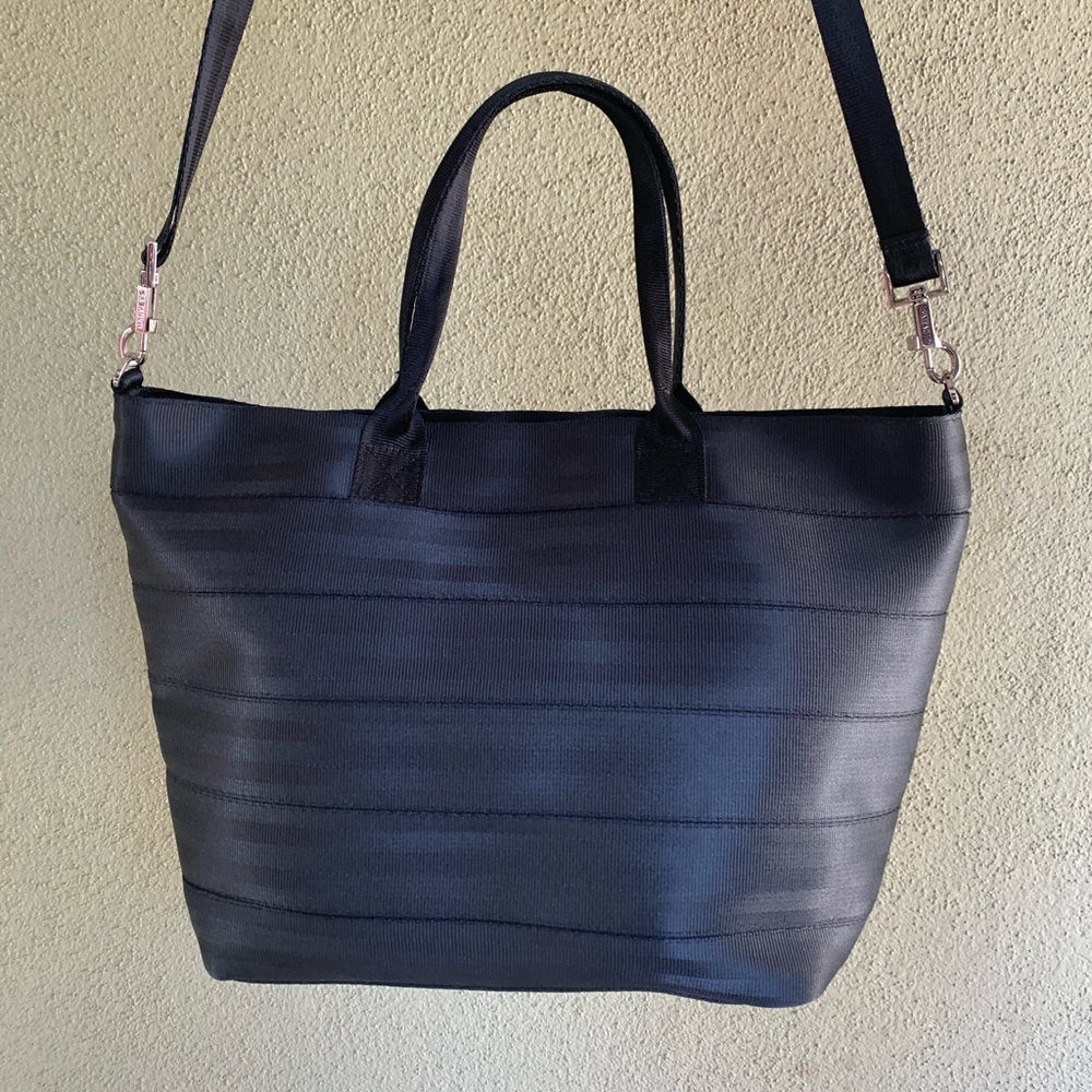Harvey’s purse